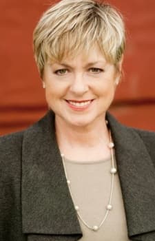 Liz MacRae