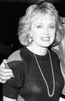 Julie McWhirter